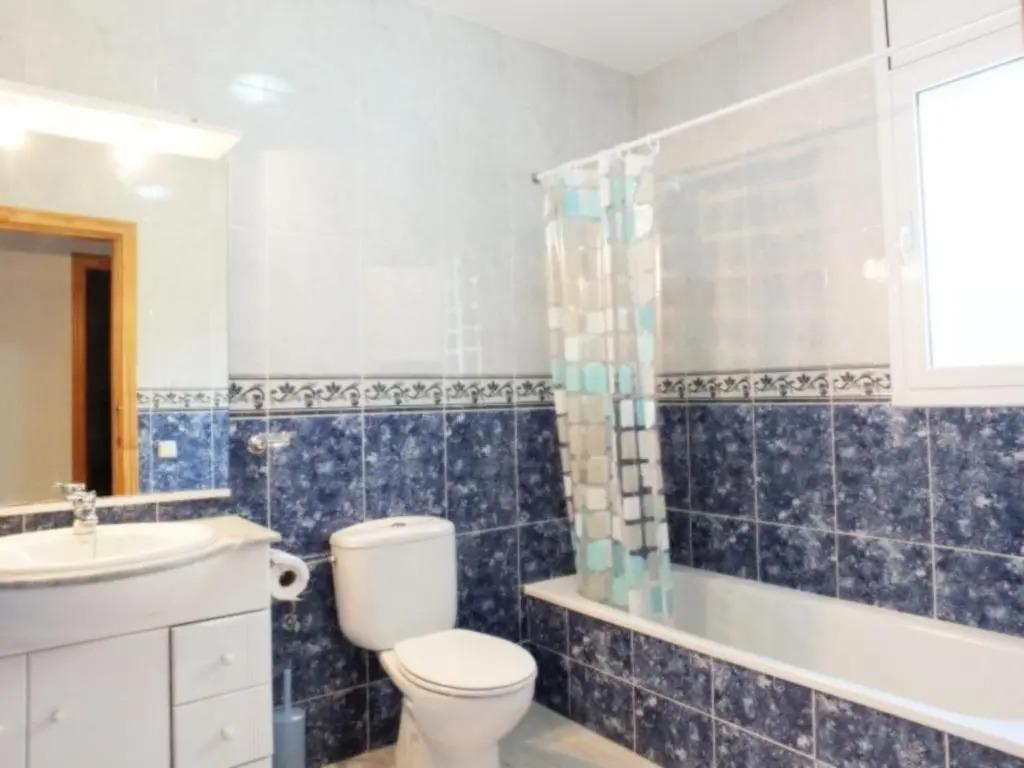 Villa Oasis 4bedroom villa with air-conditioning & large private swimming pool