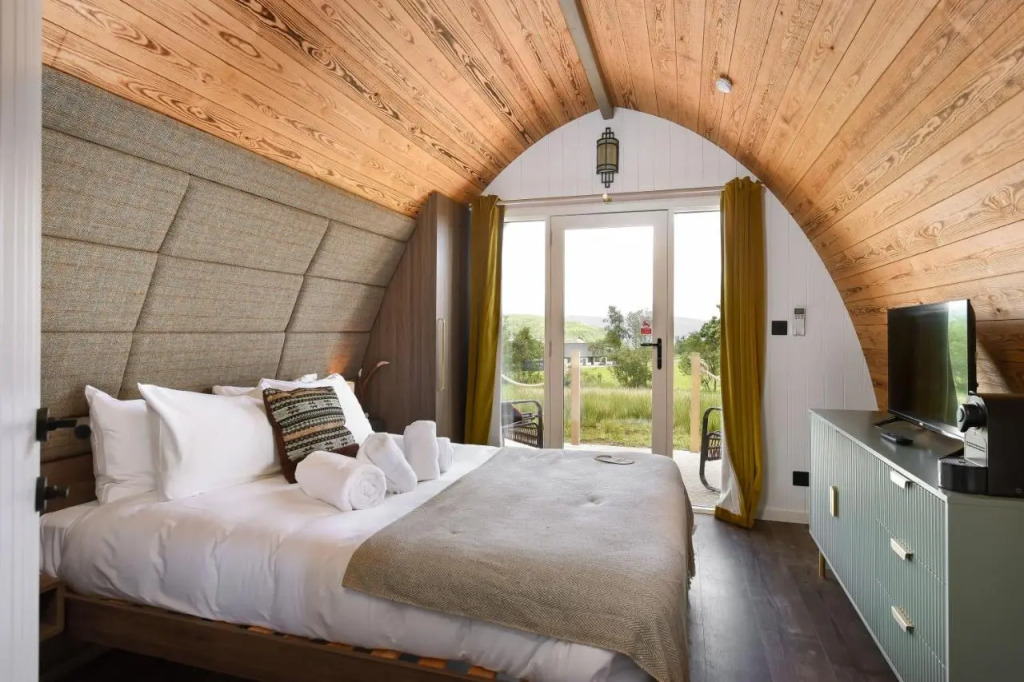 Bracken Hide Hotel