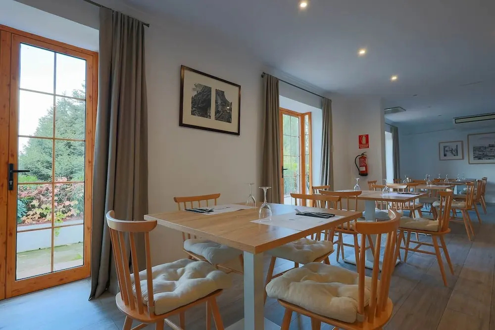 Hotel Tugasa El Almendral