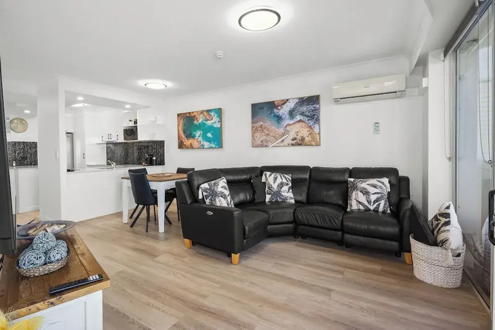One BR Mediterranean Escape at Burleigh
