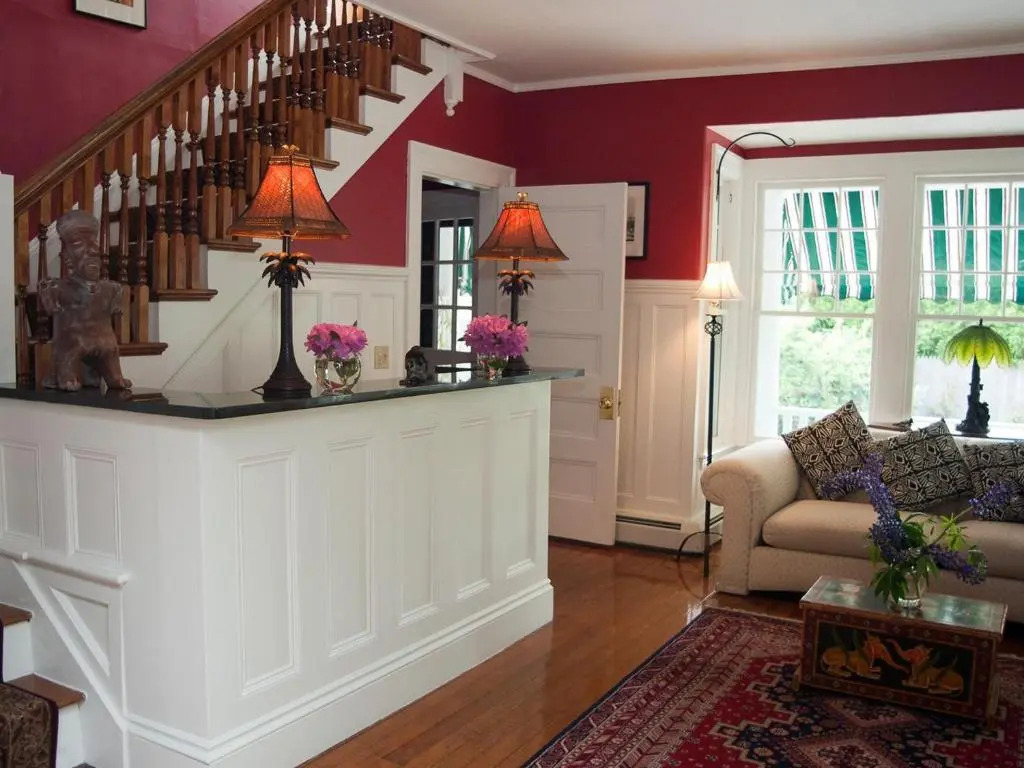 Lindenwood Inn