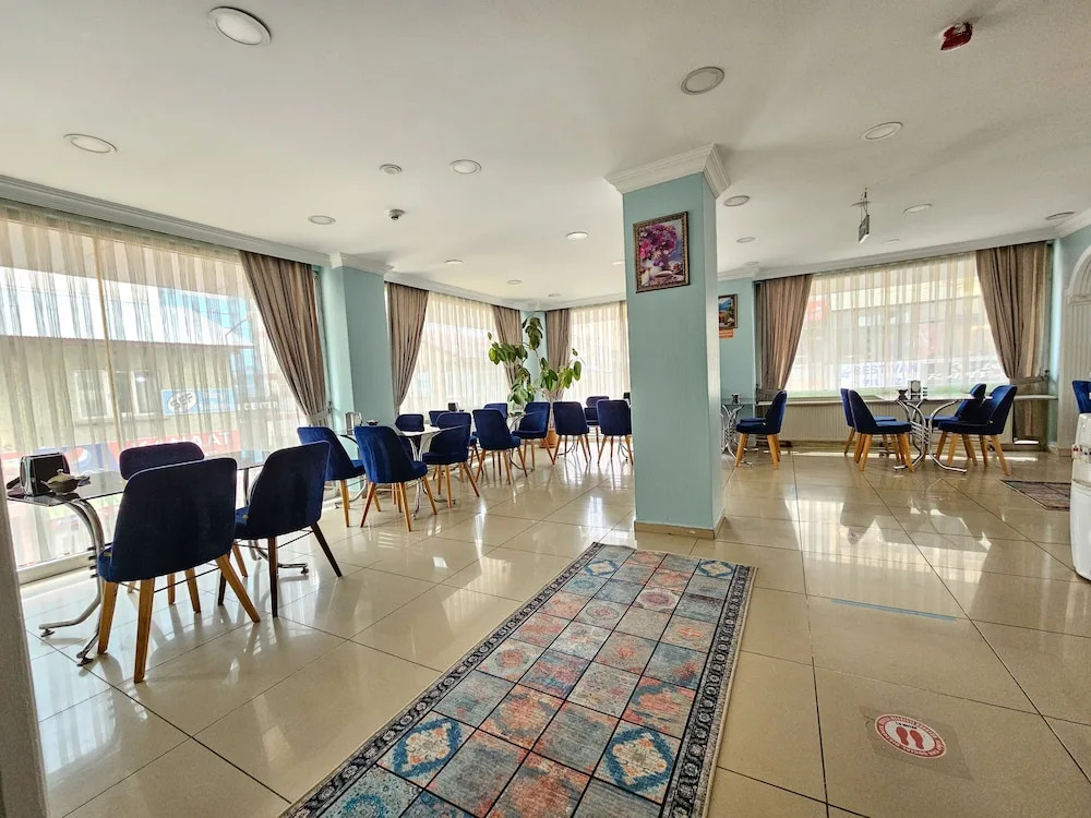 Otel Karaman