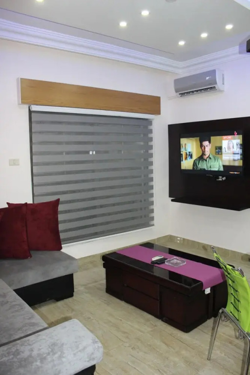 Modern Cosy & Central Location