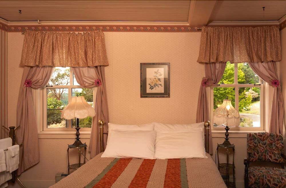 Orcas Hotel