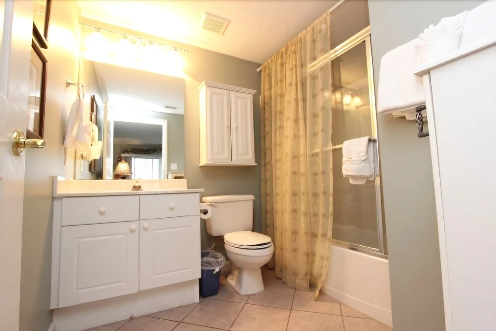 Ciboney 3001 - 2 Br condo by RedAwning