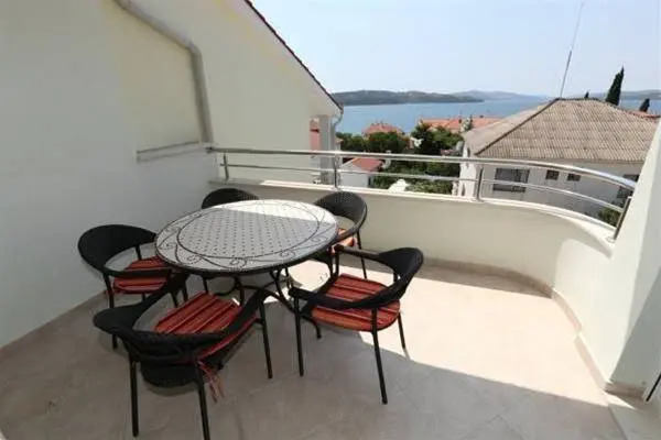 Apartments Paradise