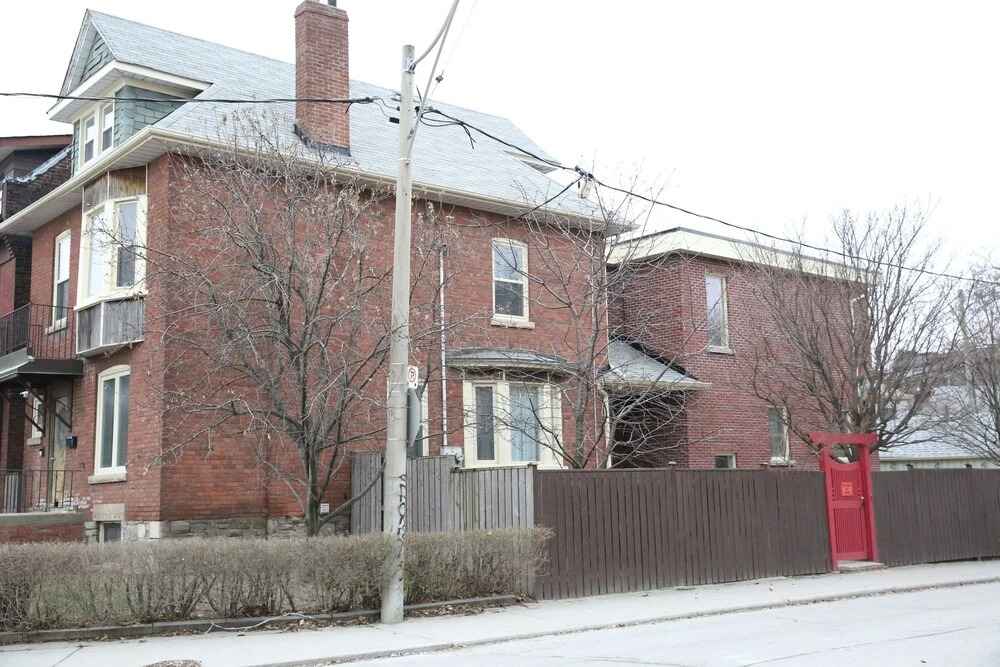 Elegant Suite at 700 Bathurst