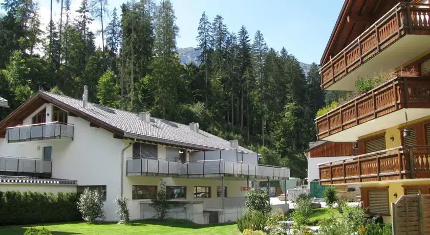 Haus Raetia