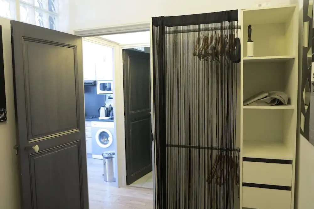 Stylish and Modern 1 Bedroom