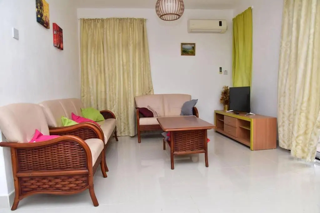 Pine Villa 6