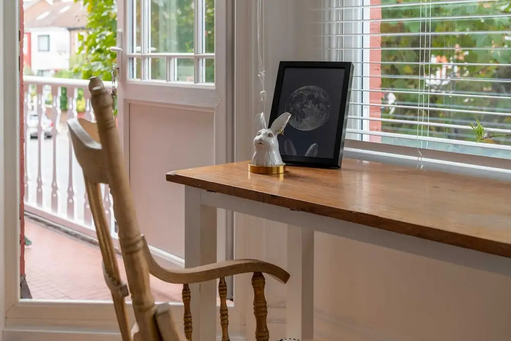 Beautiful Three Bed Abode Near Dollis Hill