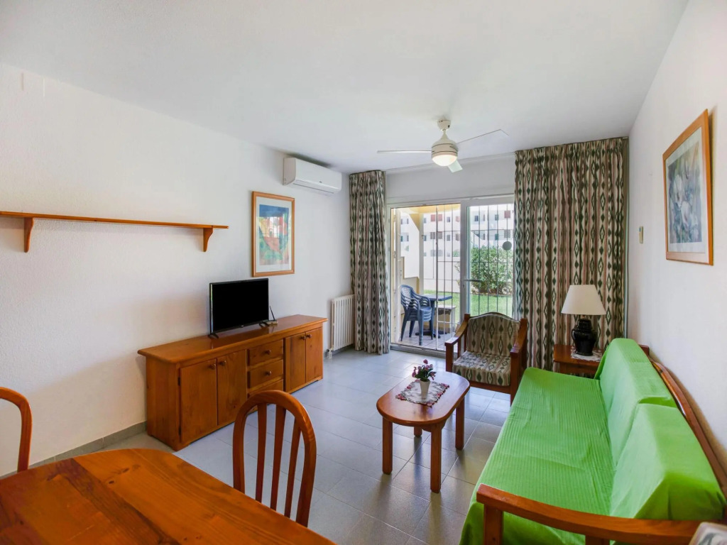 Lovely Apartment in Andalucía near Seabeach
