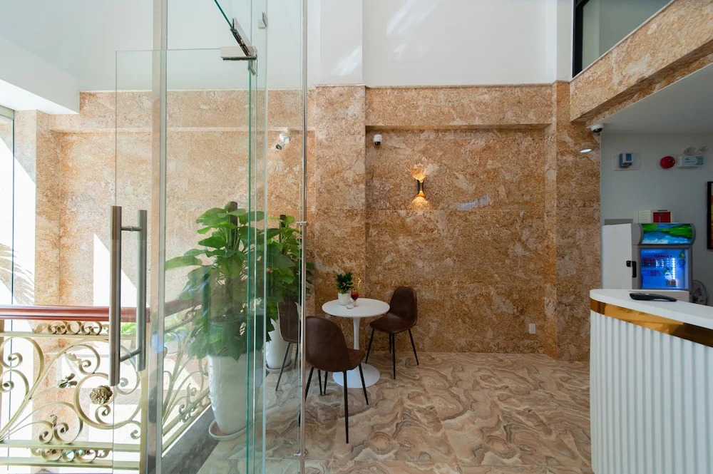 Uy Dương Hotel & Apartment - Nha Trang
