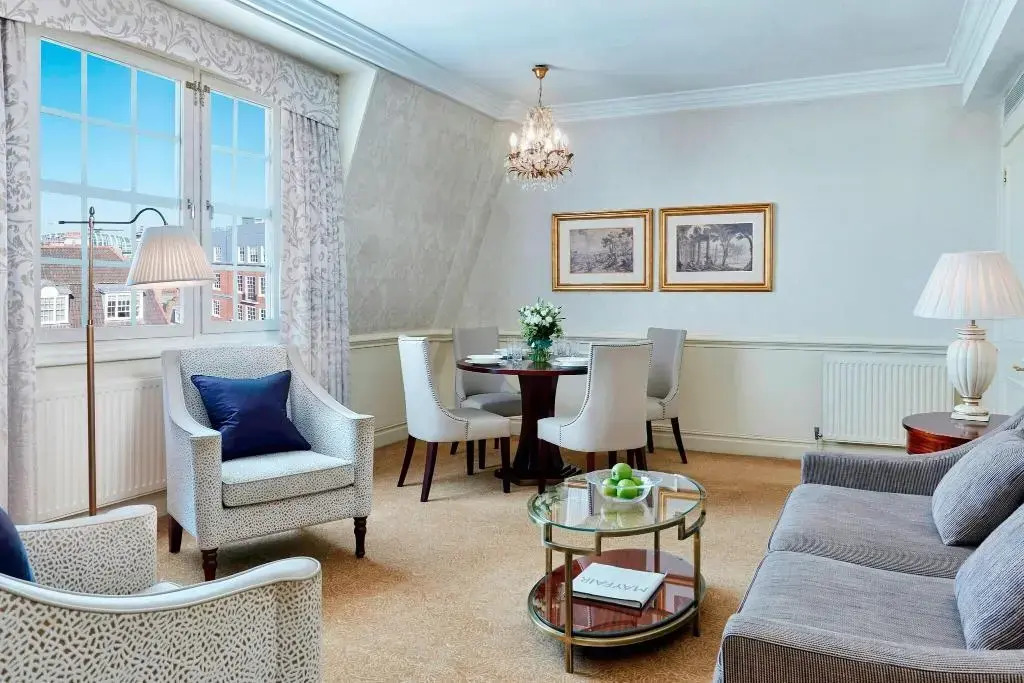47 Park Street - Grand Residences by Marriott