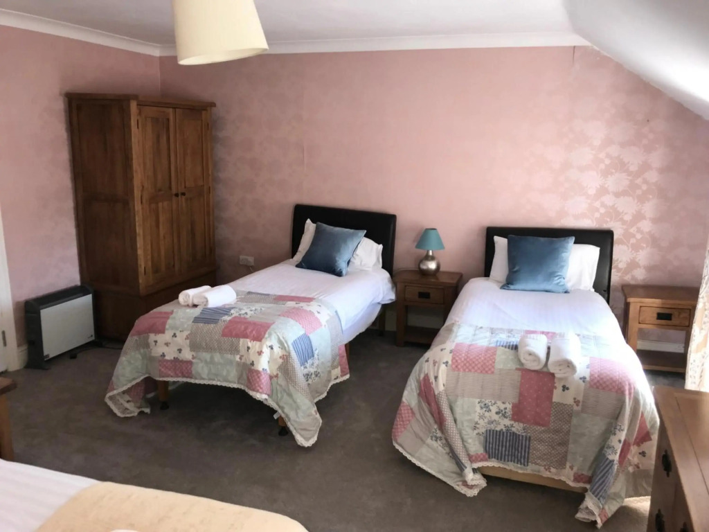 Aberystwyth, Pentre Farmhouse