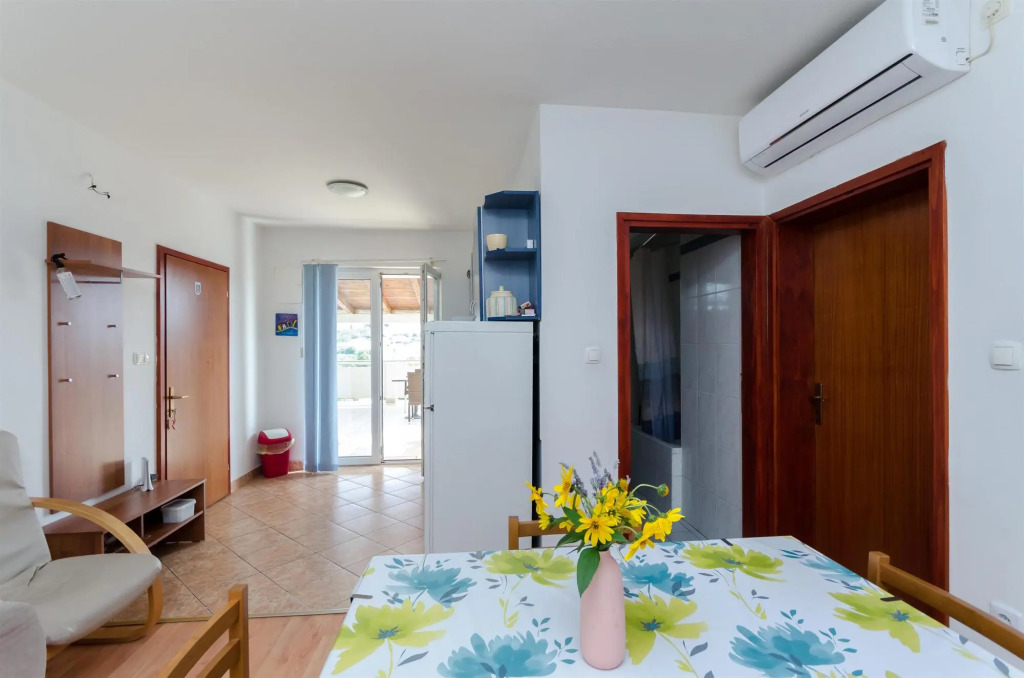 Apartments Ante in Lopar - island Rab