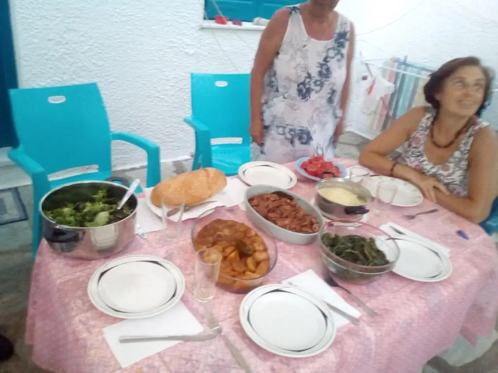 Manos Apartments