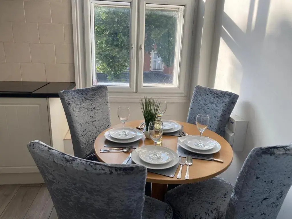 De Luxe Aparthotel