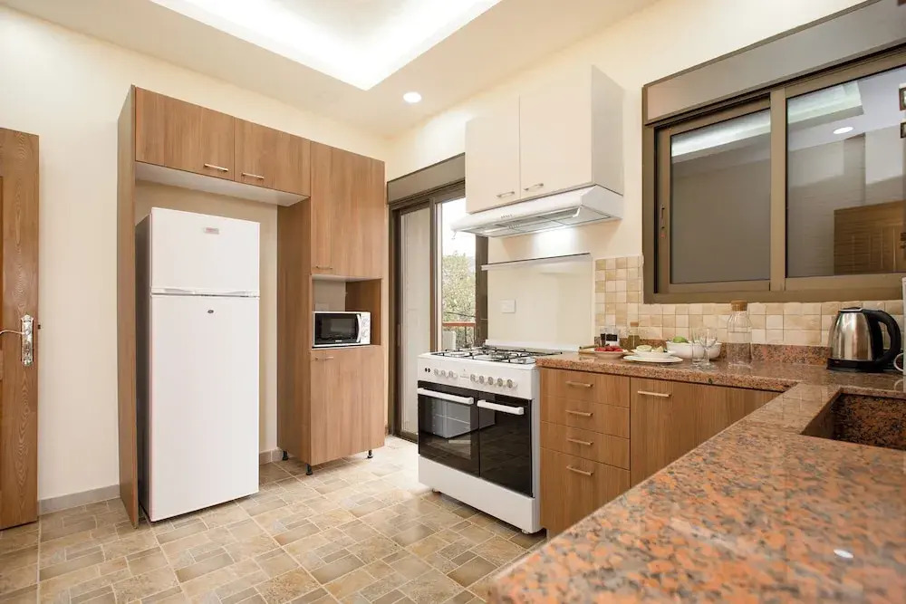 Akl - Chic Apartments & Balconies in Batroun