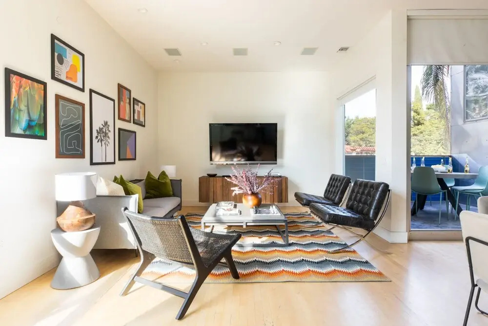 Mila by AvantStay 4 Story Penthouse Condo in Little Italy w Rooftop Views