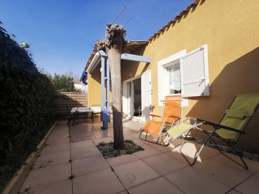 Villa rénovée climatisée avec piscine et parking proche mer - FR-1-607-107