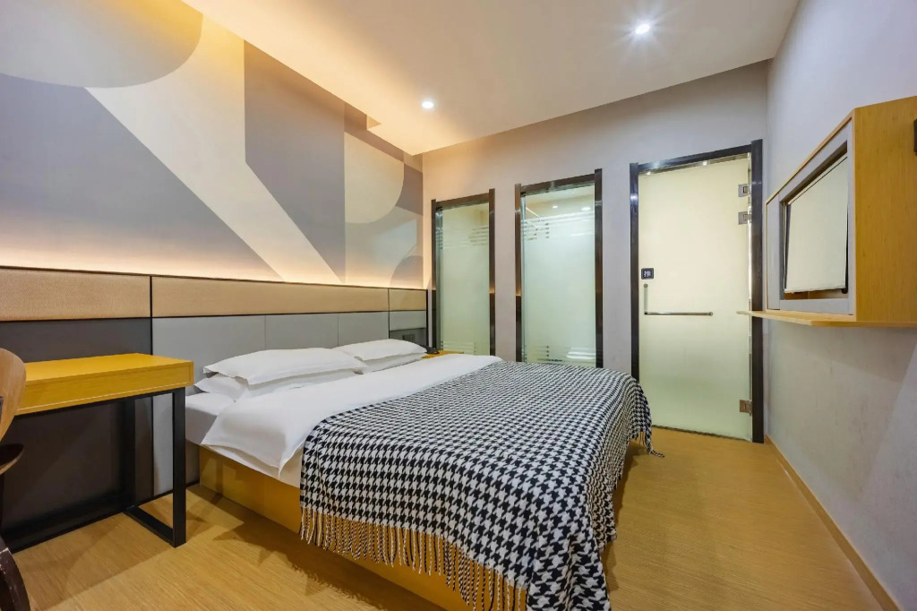 7 Days Inn Ningguo Ningcheng North Road Walkway Branch