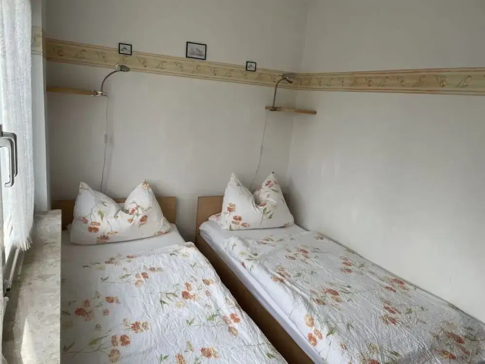 Inviting Apartment Near Beach