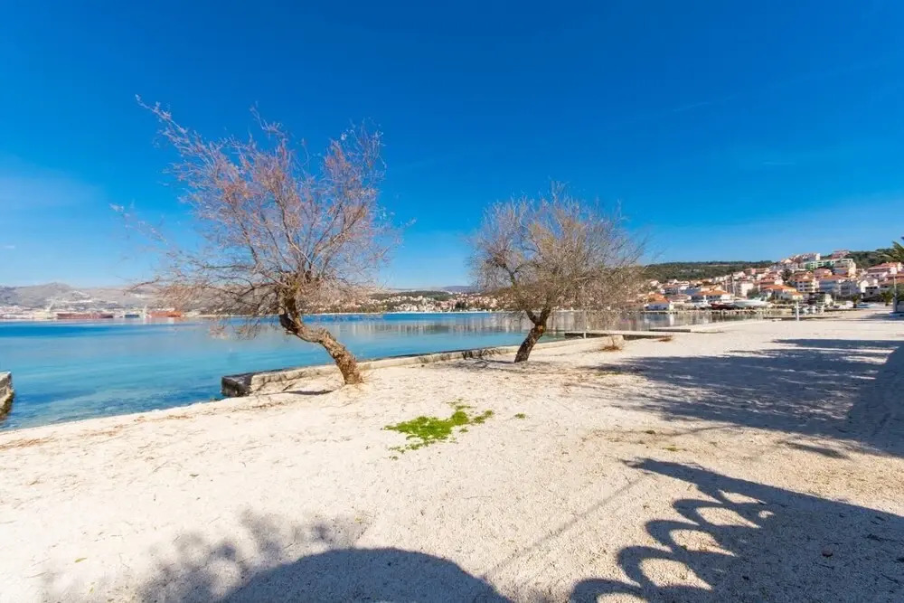 Duga - Beachfront & Seaview - A1