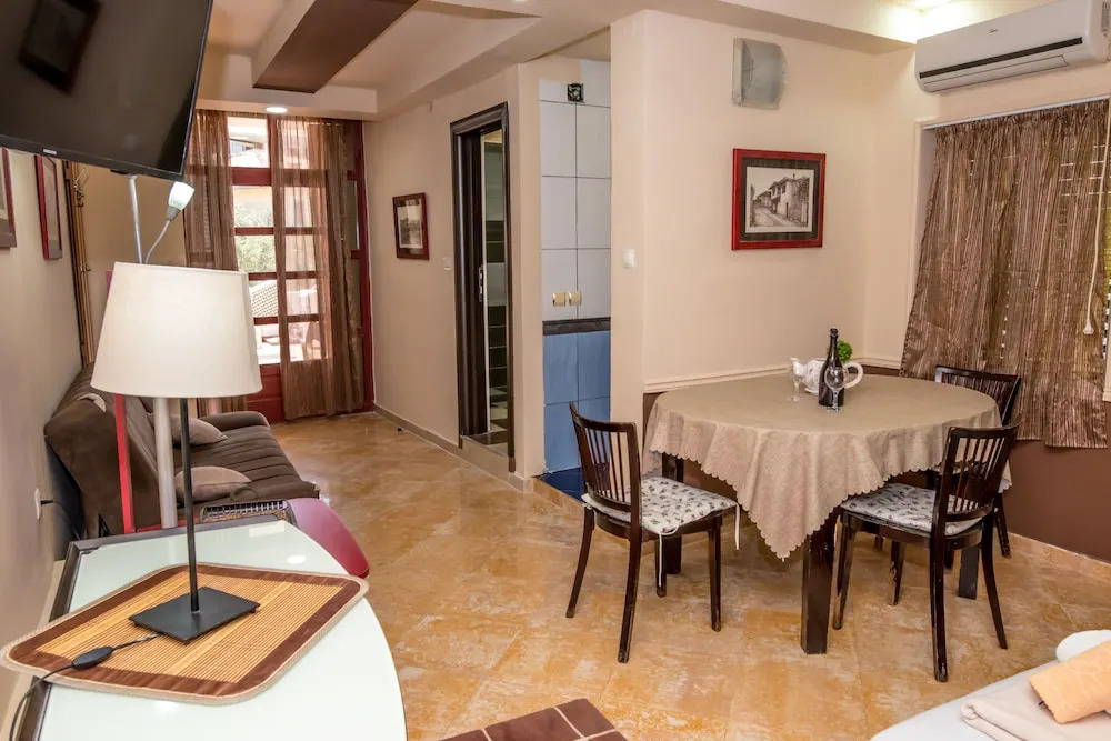 Jovan Apartments