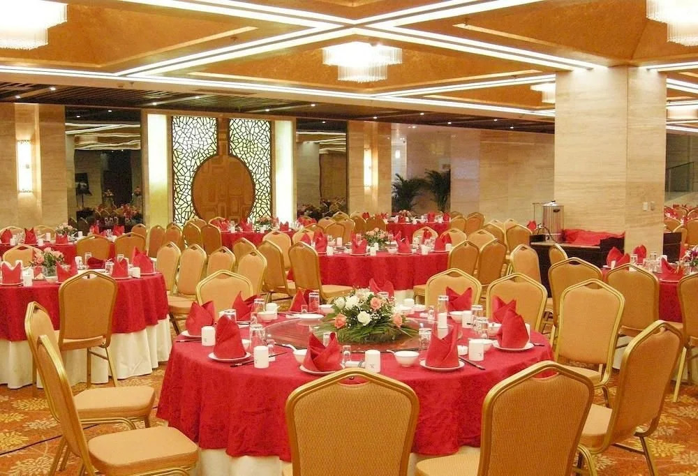 Joy International Hotel