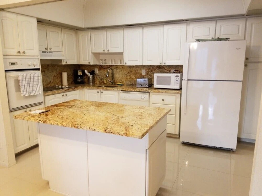 Collins Condo #211431 3 Bedrooms 2 Bathrooms Condo