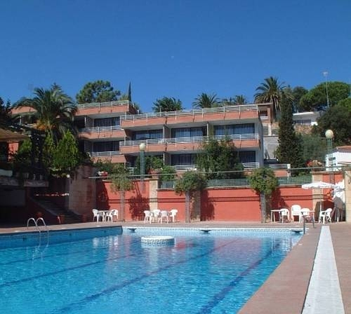 El Trull Apartments