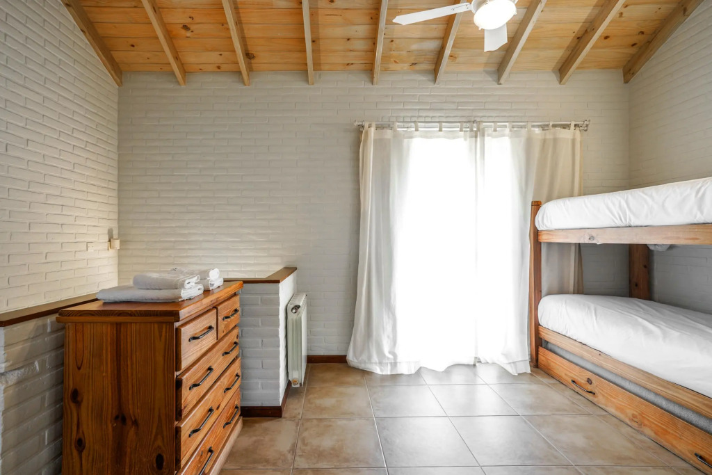 Valeria House Apart