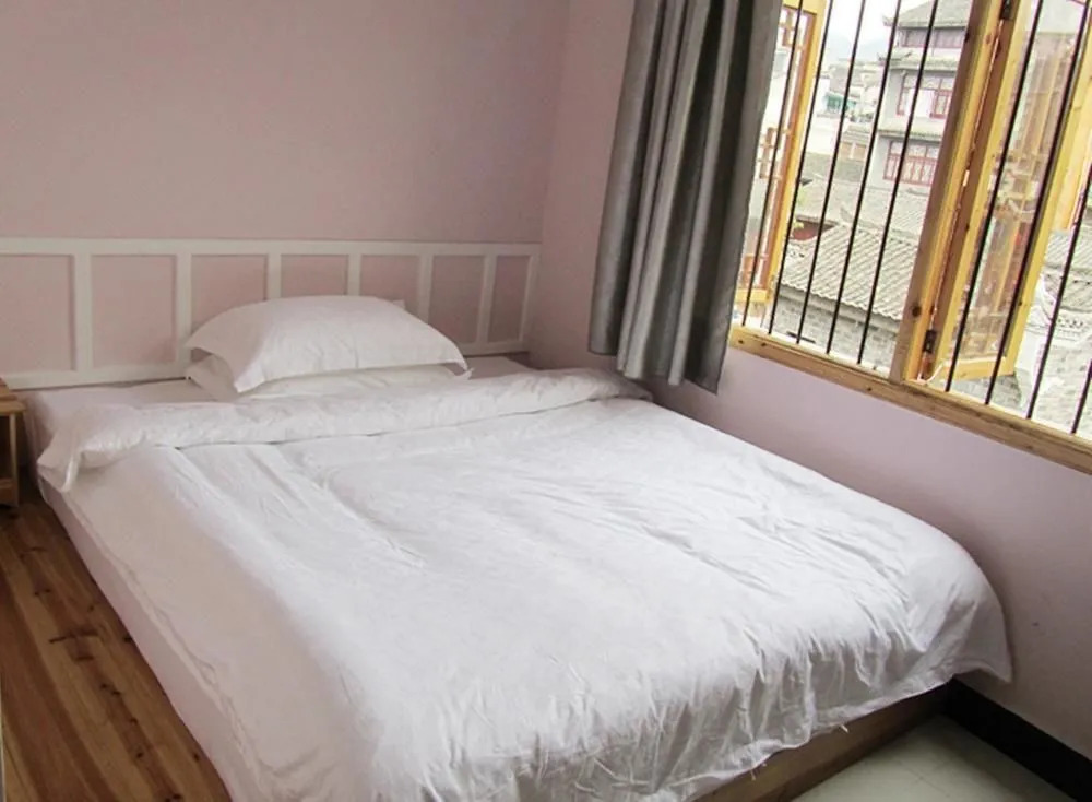 Yilu Yangguangyuan Hostel