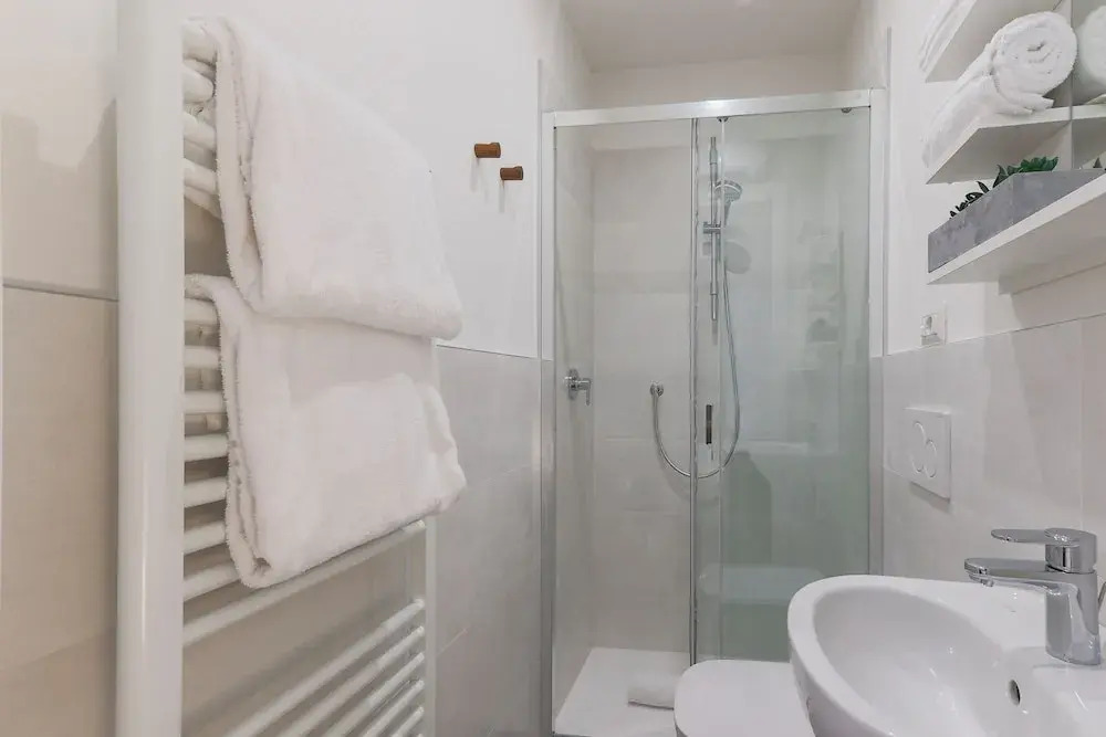 Villa Eugenia Suite - by MyHomeInComo