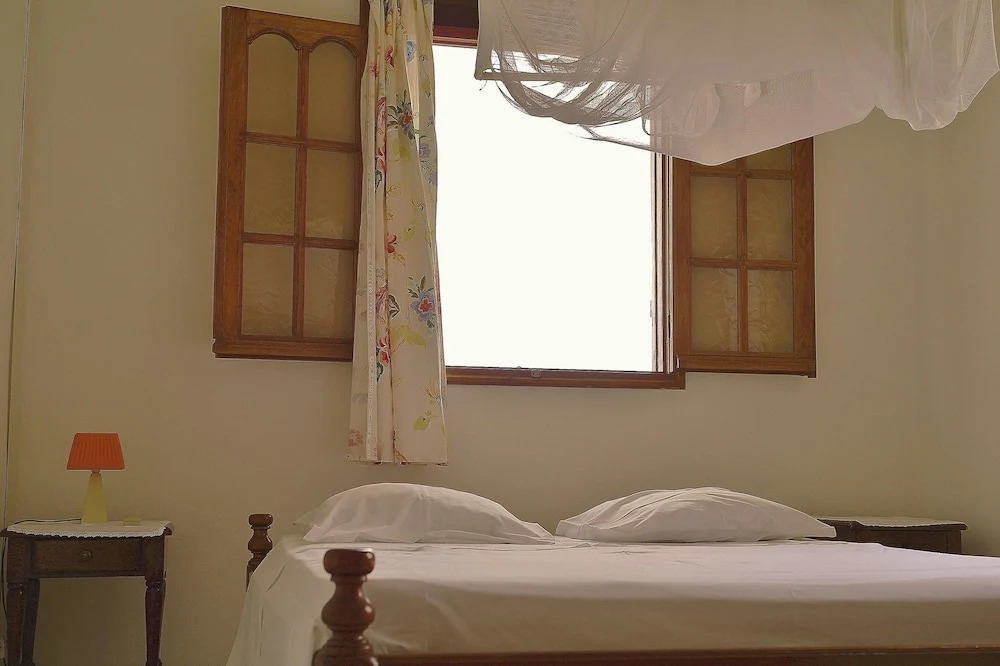 Apartment With one Bedroom in Deshaies, With Wonderful sea View, Priva