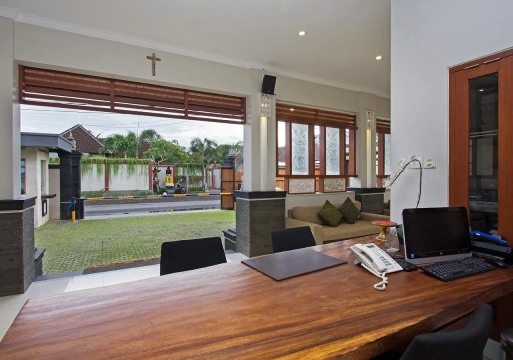 The Banyumas Suite Villa Legian