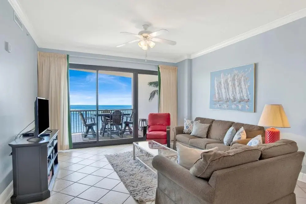 Grand Pointe 602