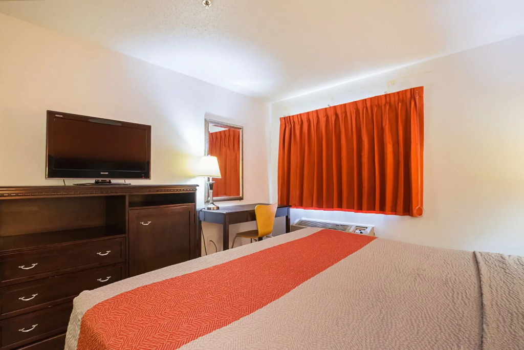 Baymont Inn And Suites Waterloo