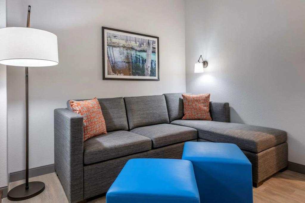 Comfort Suites Gainesville Near University