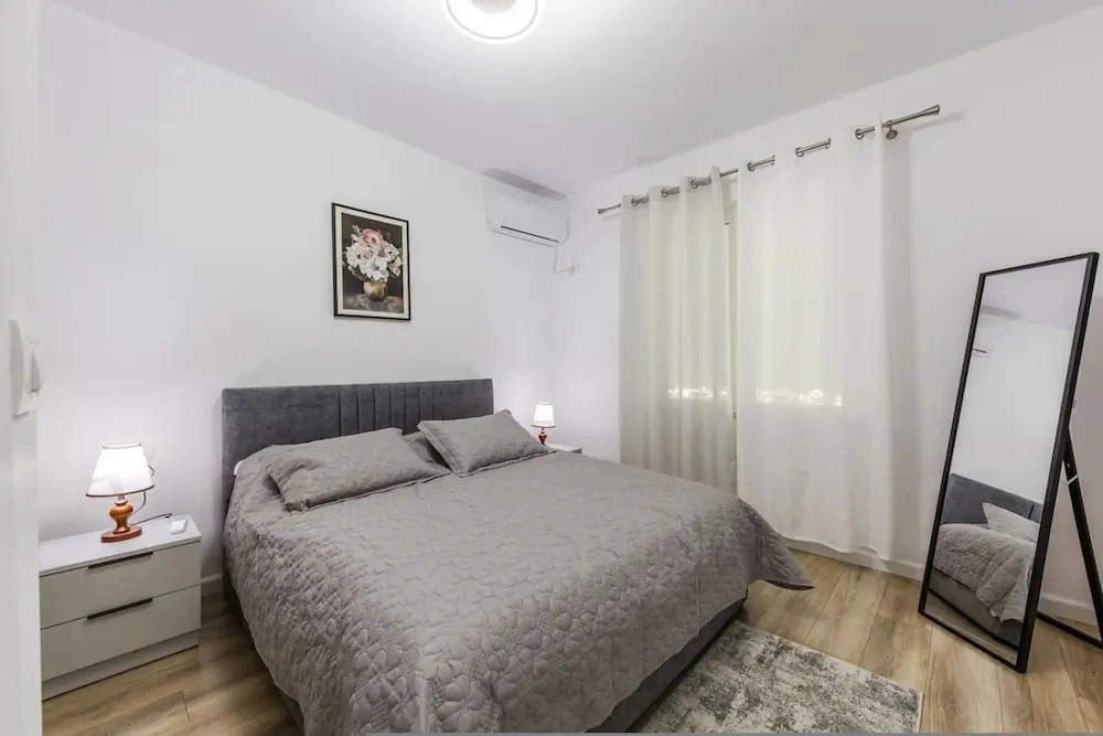 Central Tirana 1BR Apartment Near Main Square