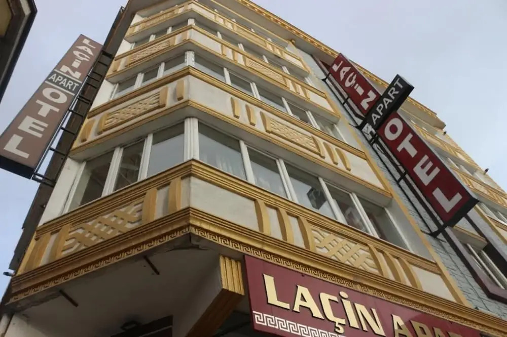 Lacin Apart Hotel