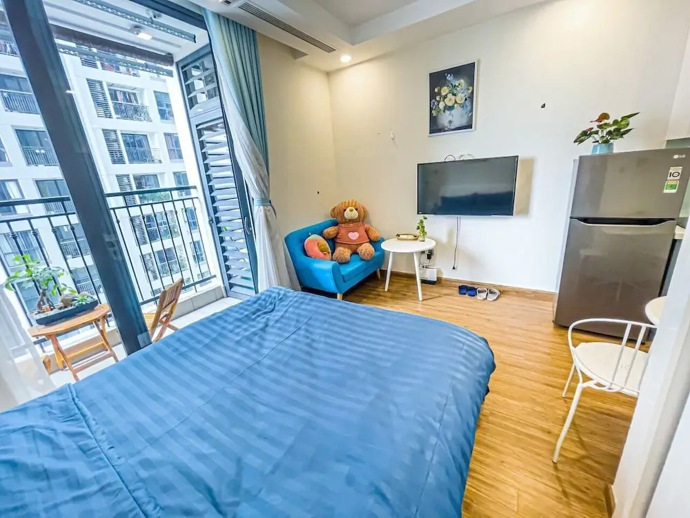 Vinhomes Green Bay Luxury Apartment