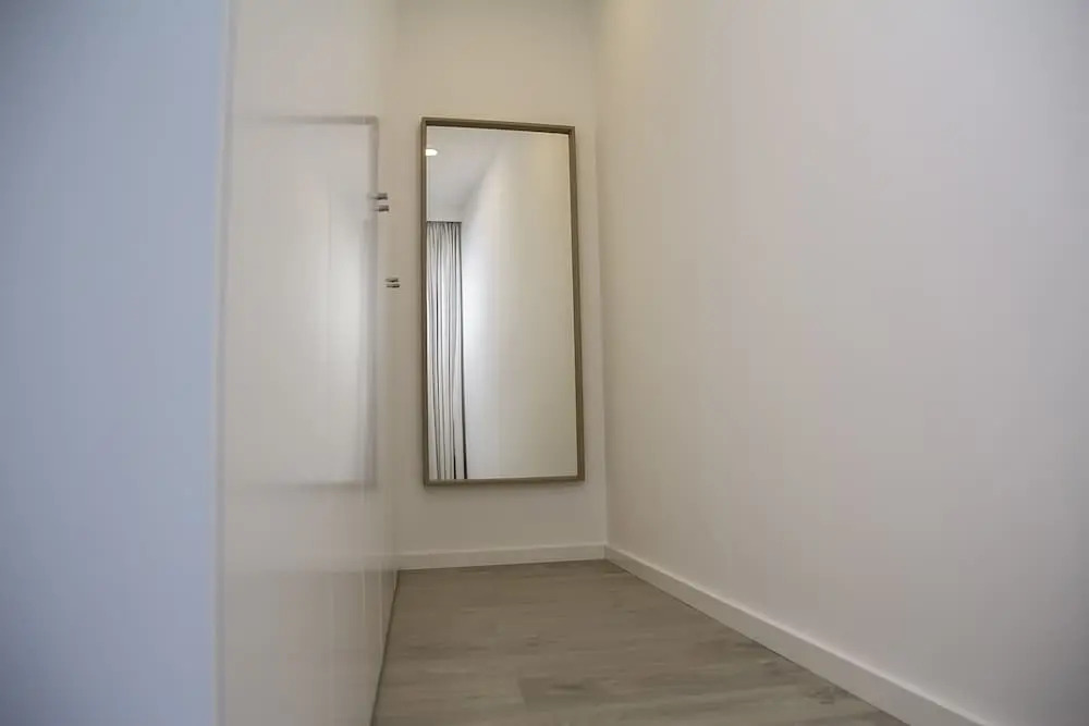 Tear Center Apartments