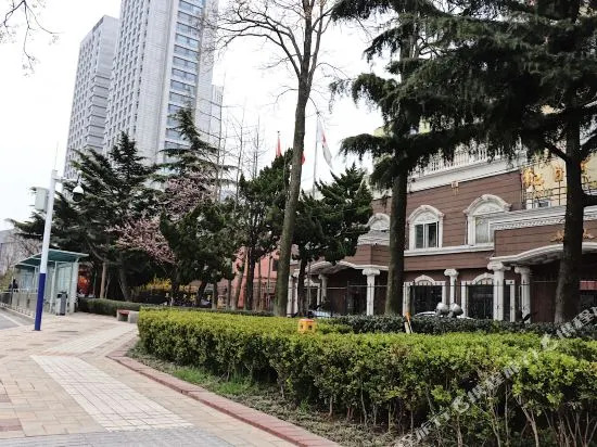 红日精品酒店(青岛国际会展中心石老人海水浴场店)