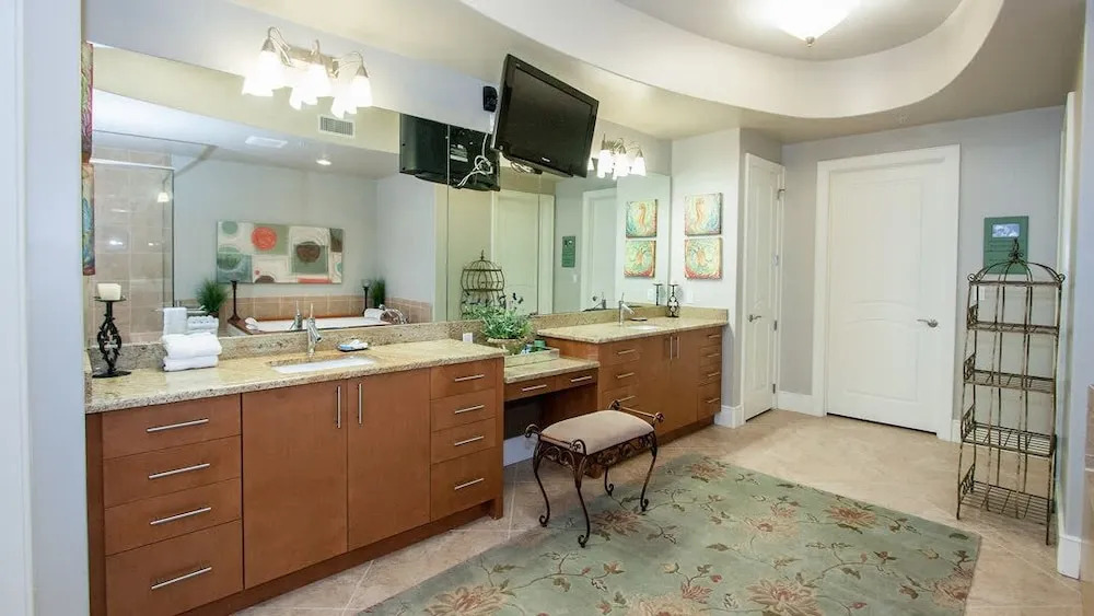Spacious Four Bedroom With Wrap-around Balcony - Unit Tpd0901
