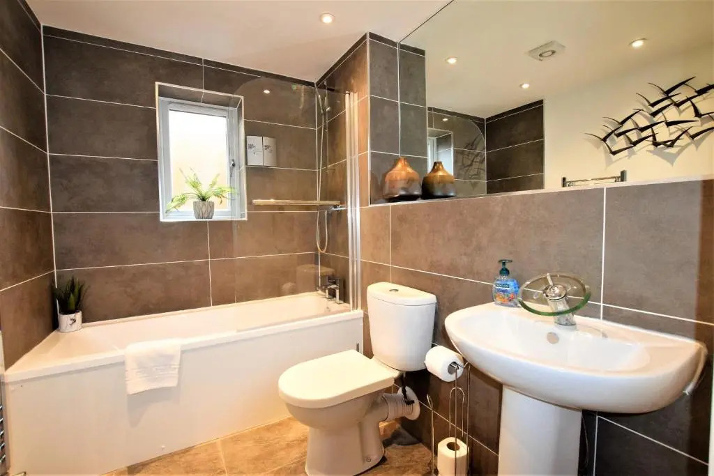 Savoy Court - Your Apartment