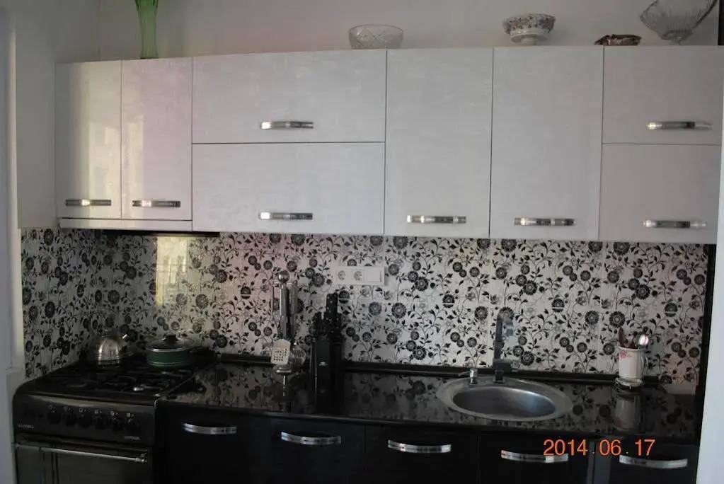 Iraklis Apartment with Terrace