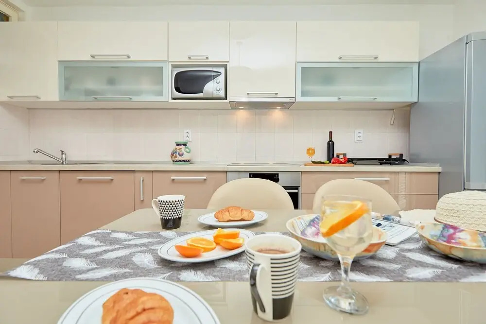 Sky Breeze Apartment