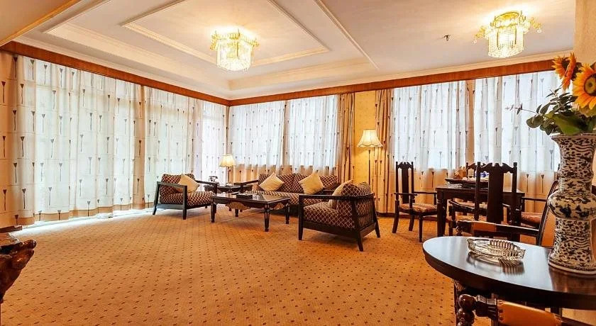 Xiamen Huaqiao Hotel